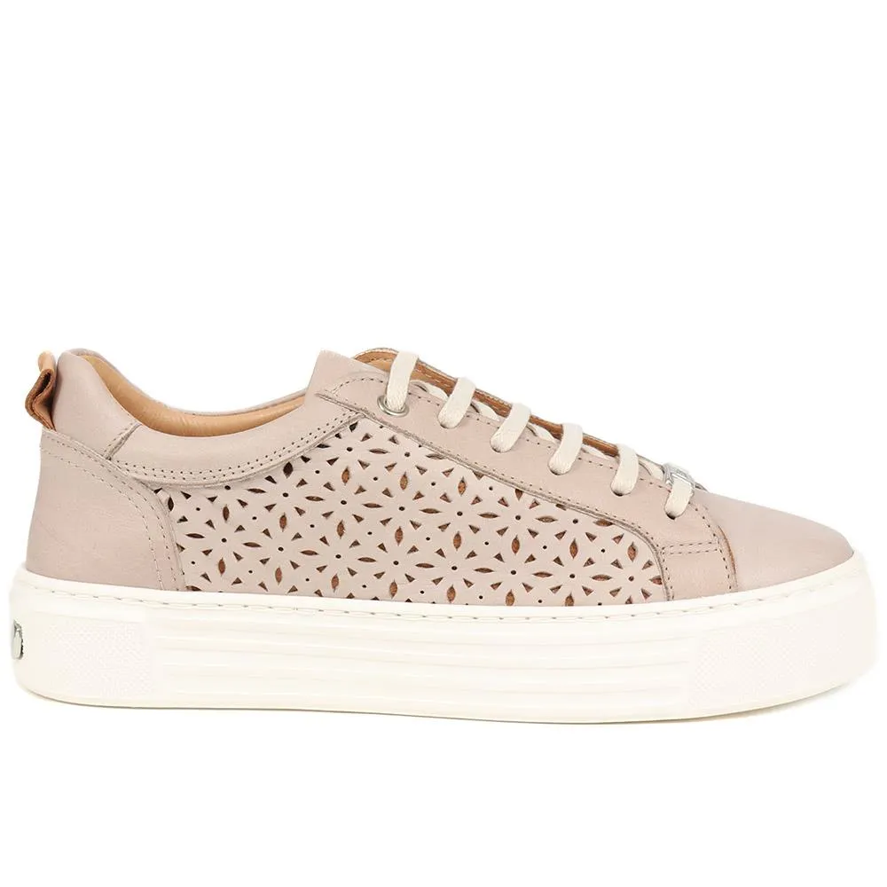 Ariella Cut Out Detailed Trainers - ARIELLA / 325 317