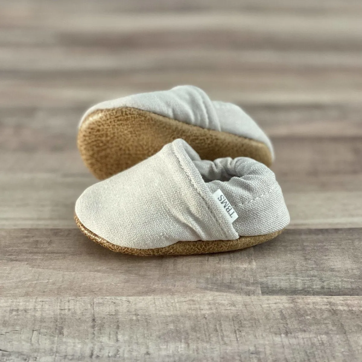 Baby Moccasins - Light Grey Textured