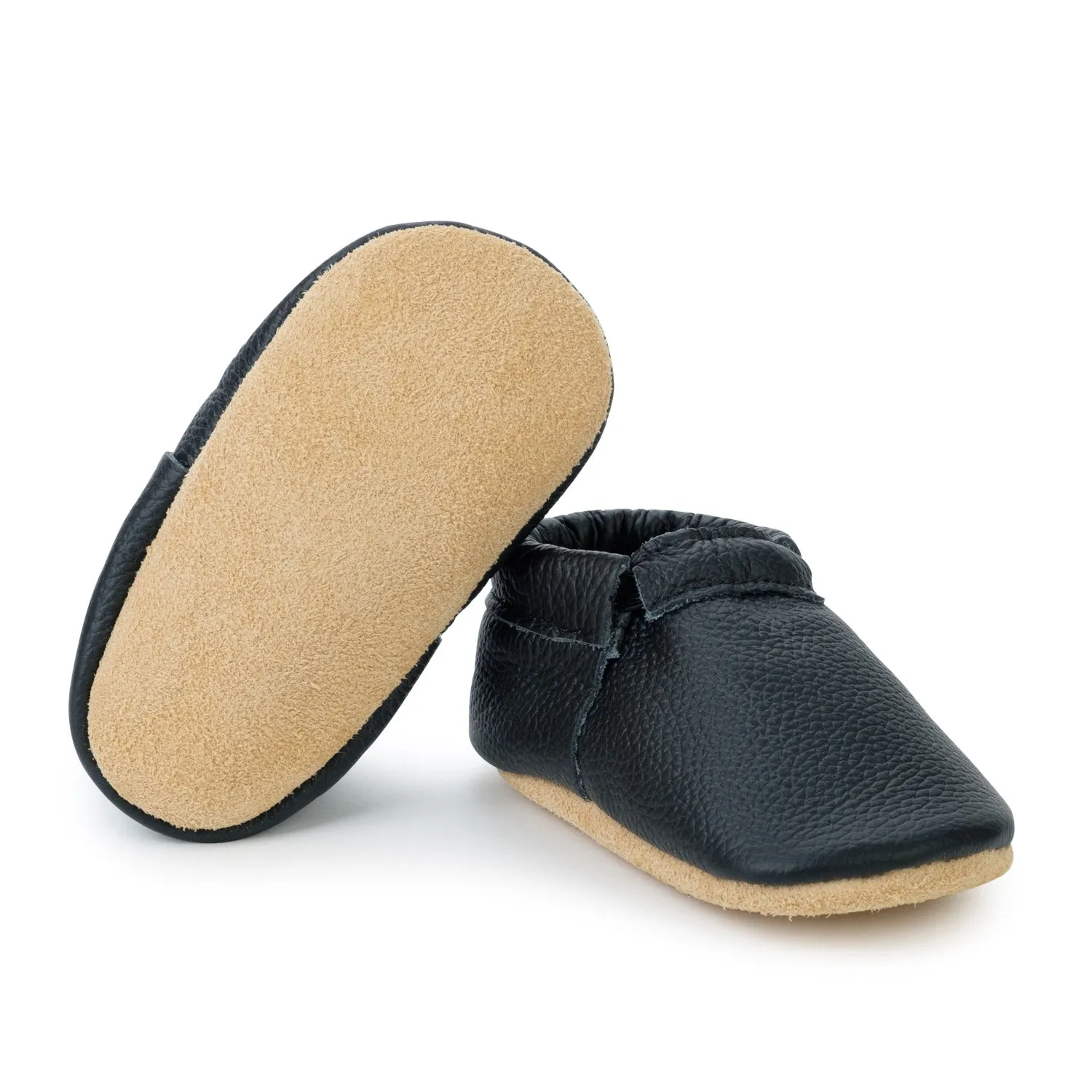 Black and Tan Fringeless Moccasins