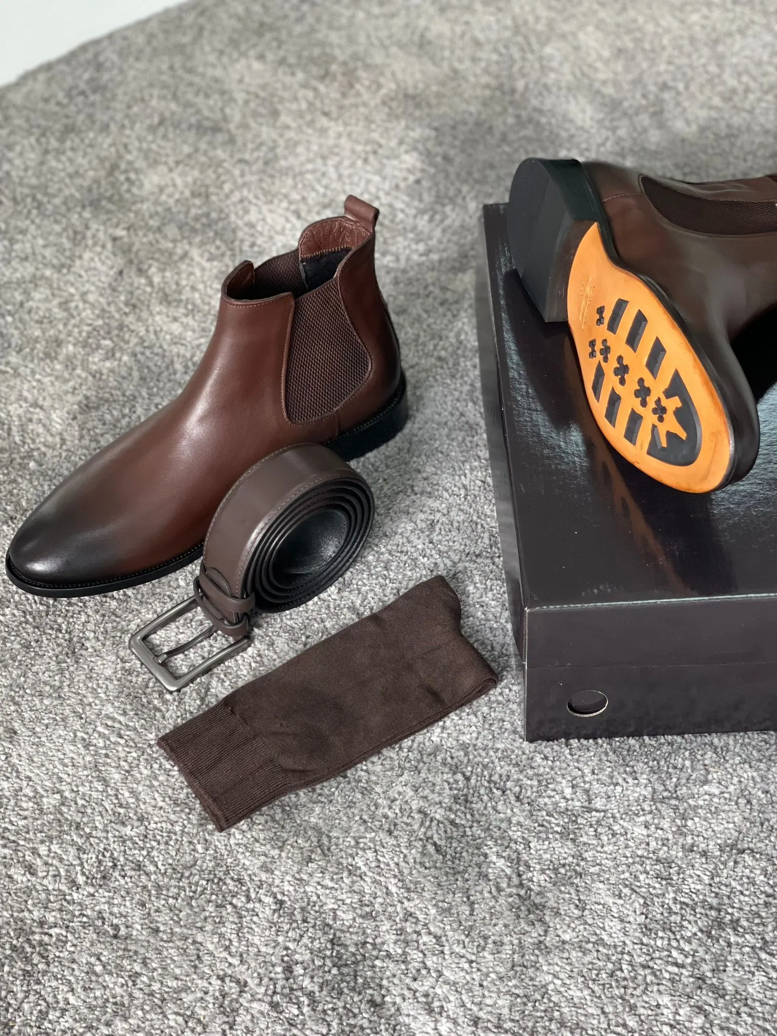Chesterfield Special Edition Suede Brown Chelsea Boots