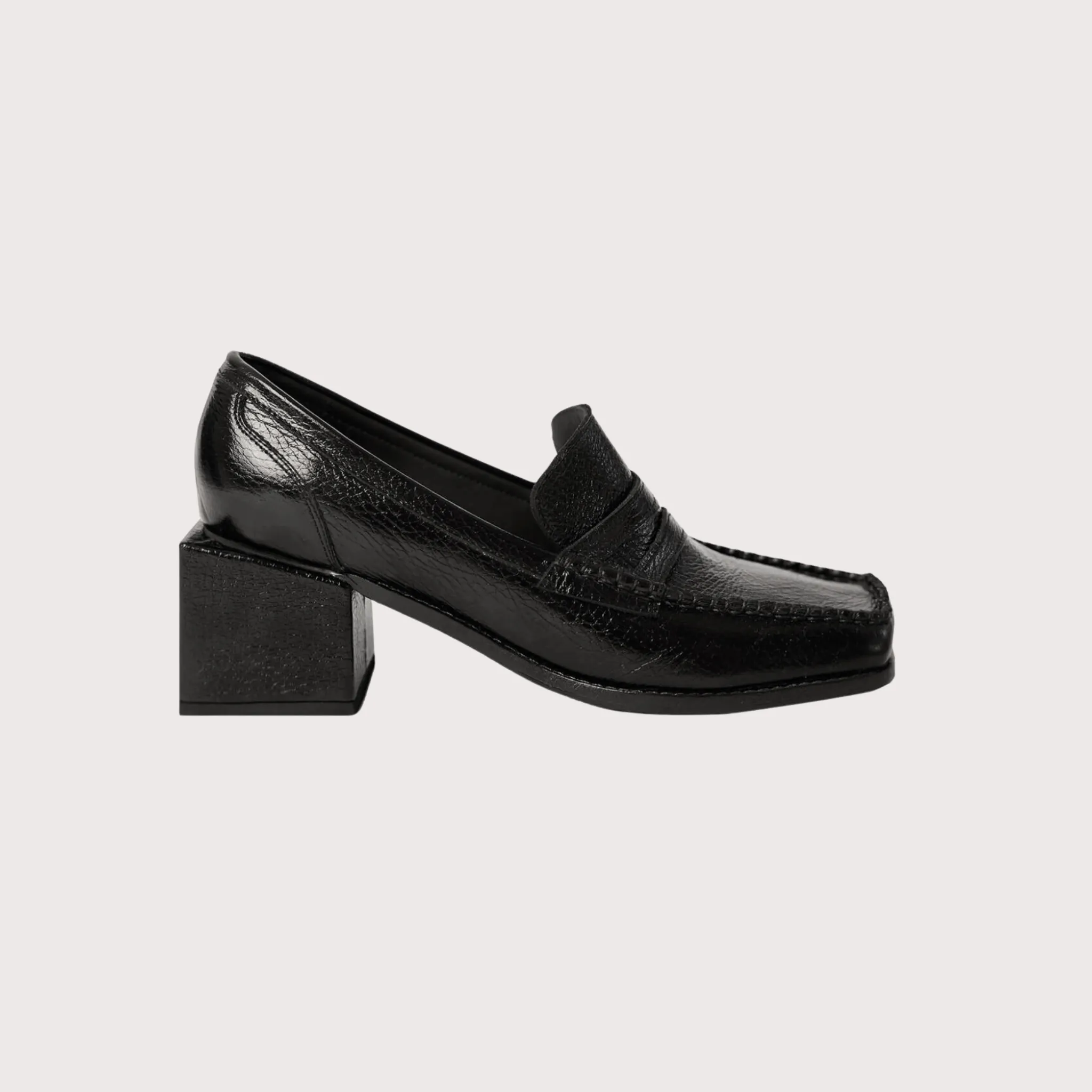 Cumbi Moccasins - Black
