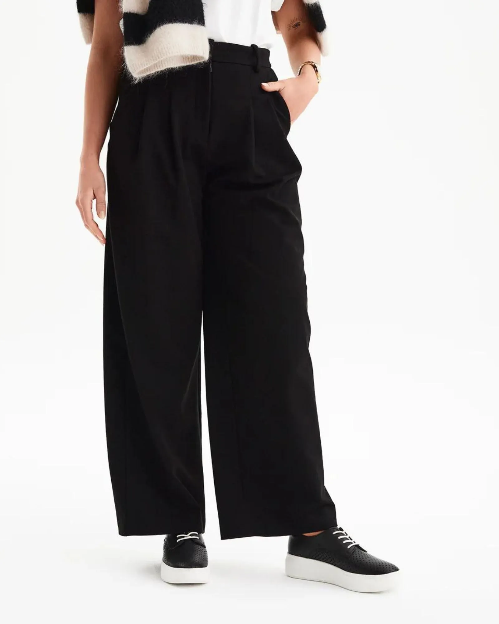 DERBY CITY PUNCH S24 BLACK