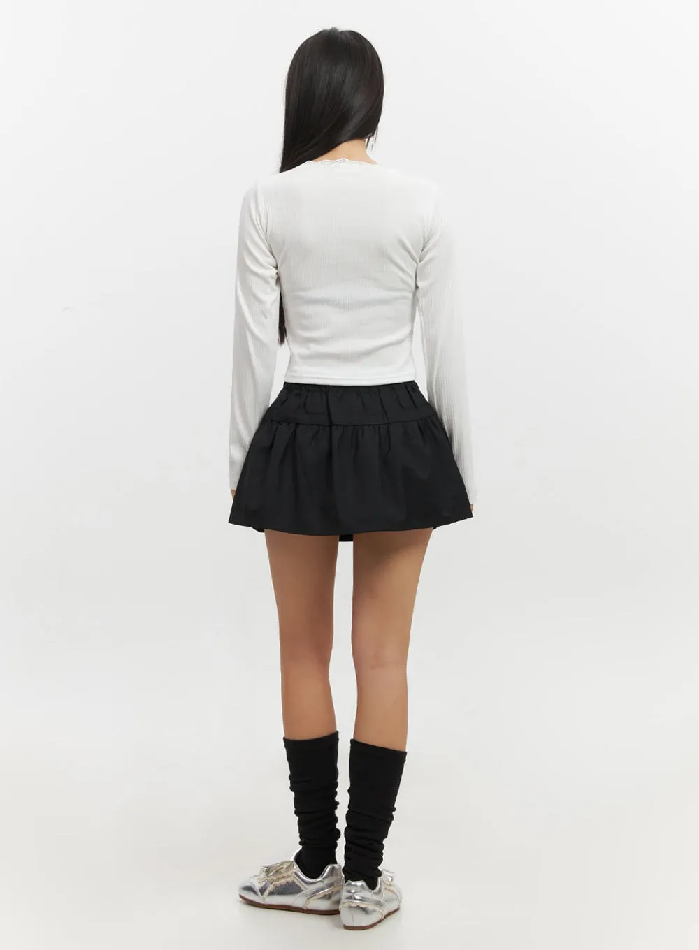 Lace-Up Metallic Sneakers IF510
