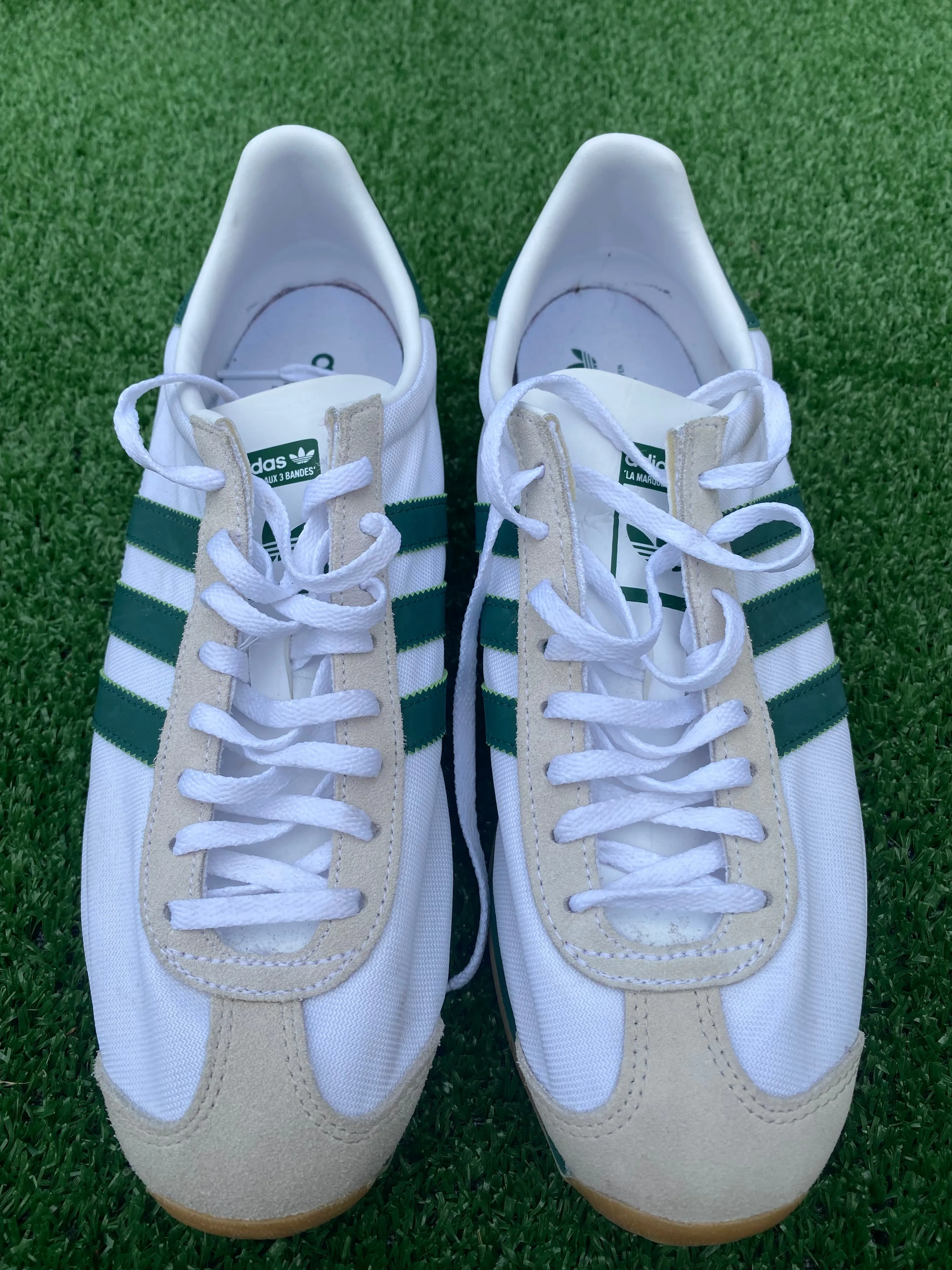 NEW Adidas Originals Country White / Green UK Size 9 Mans Mens EU 43 Trainers Shoes NEW
