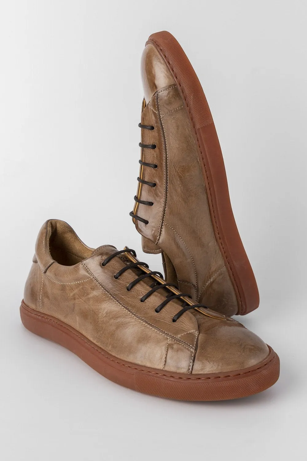 PUTNEY sand-dust latex sneakers.