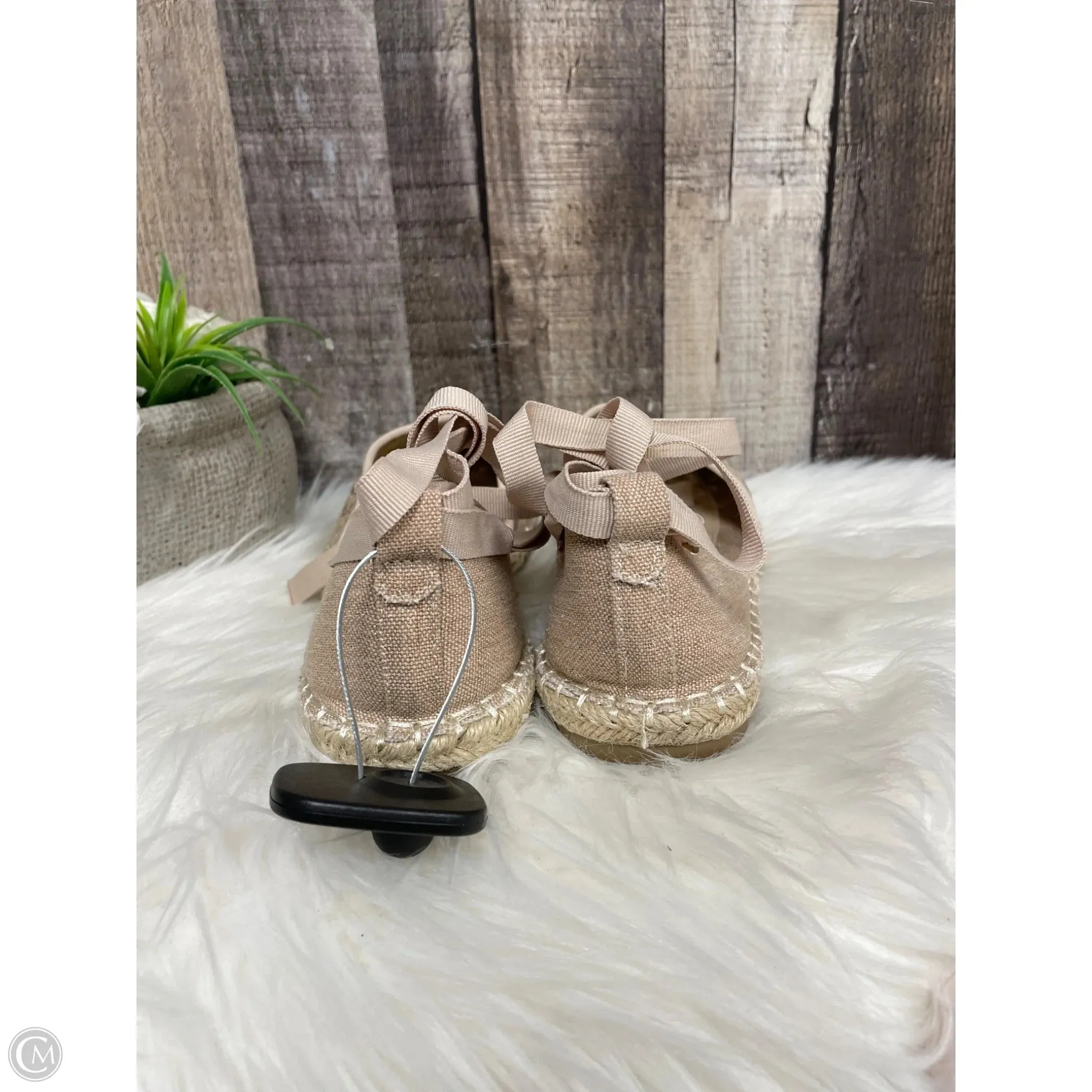 Sandals Flats By Cmf In Taupe, Size: 8
