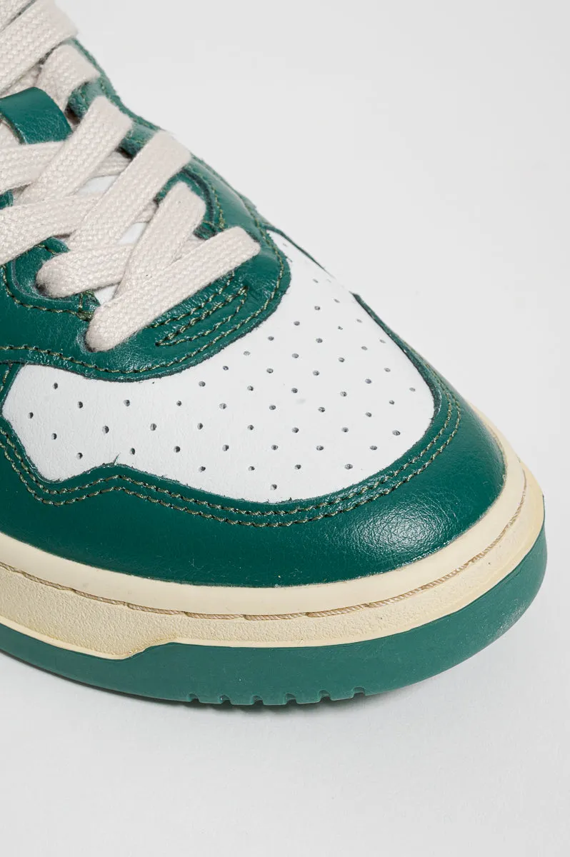 Sneakers Medalist Low 2004