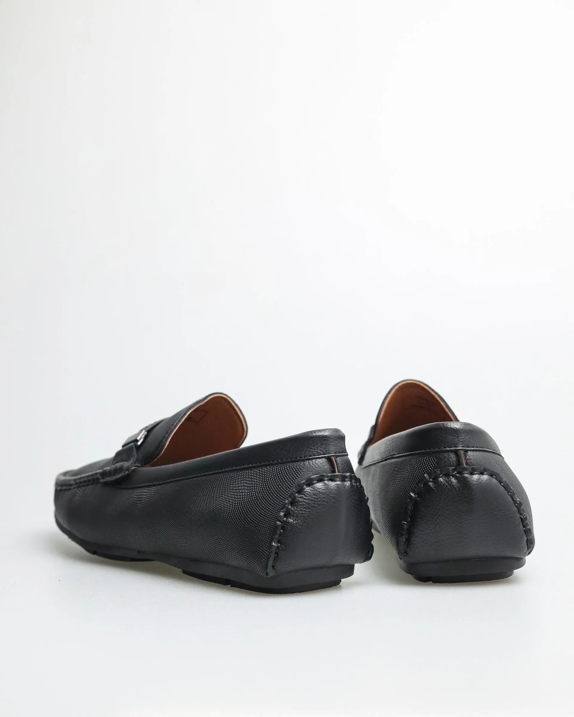 Tomaz C438 Men's Buckle Moccasins